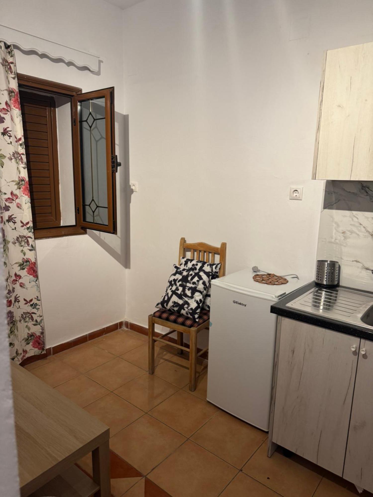 Apartment Rina Sarandë Exterior foto